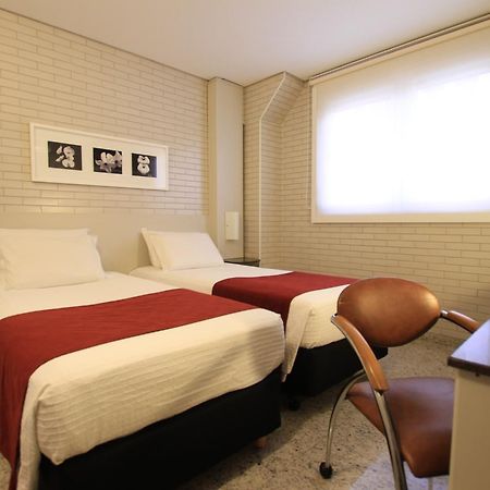 Hotel Confiance Soho Batel Куритиба Екстериор снимка