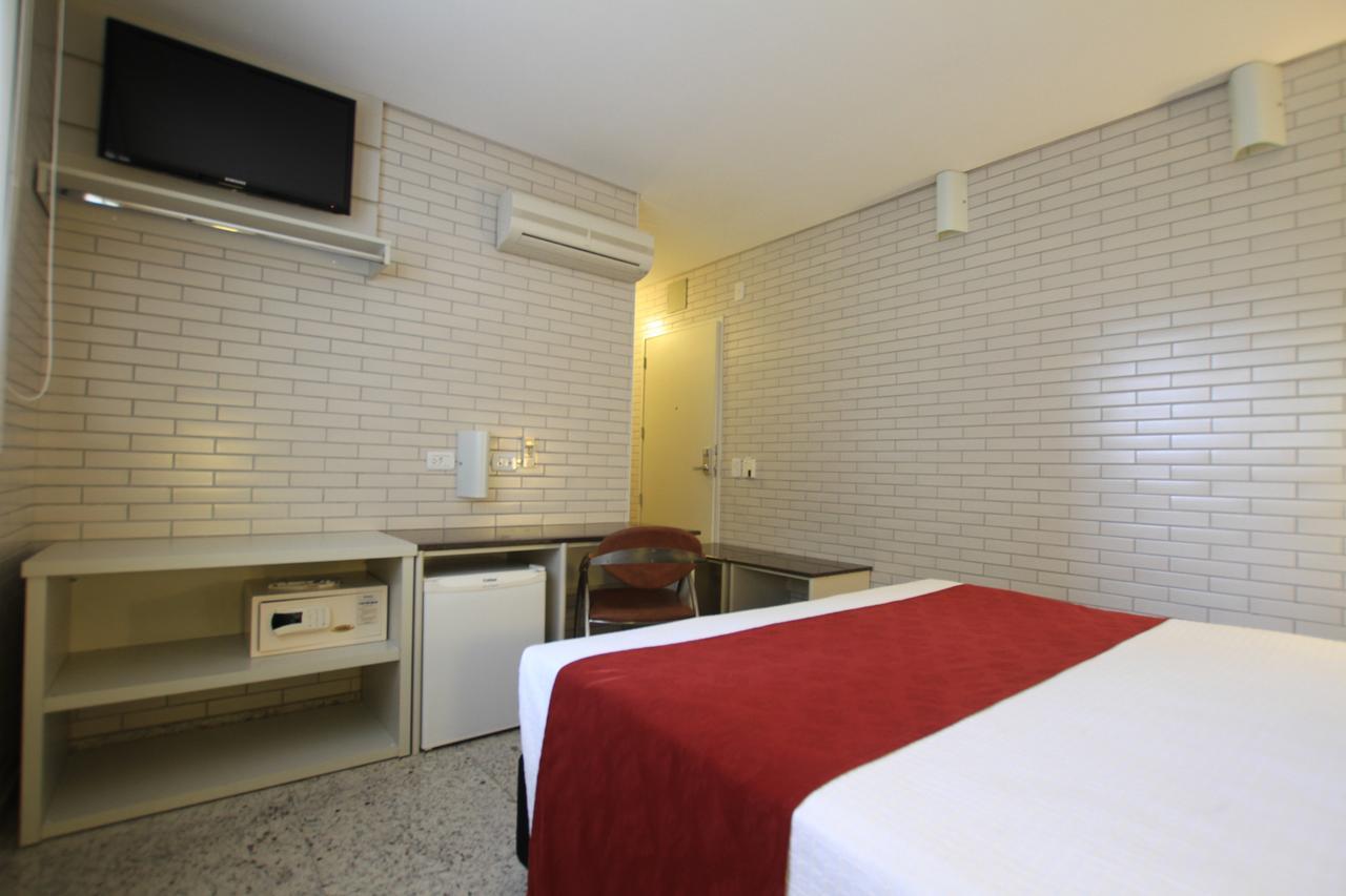 Hotel Confiance Soho Batel Куритиба Екстериор снимка