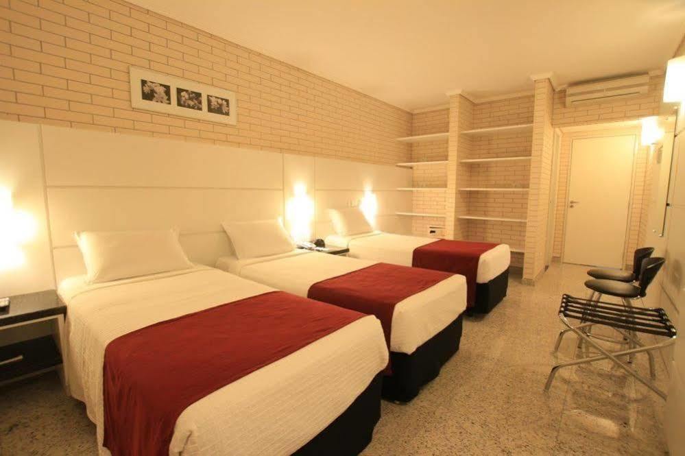 Hotel Confiance Soho Batel Куритиба Екстериор снимка