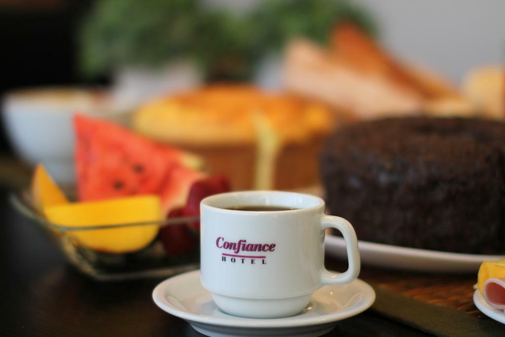 Hotel Confiance Soho Batel Куритиба Екстериор снимка