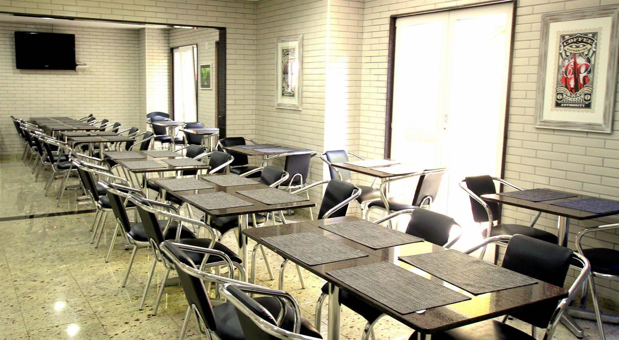 Hotel Confiance Soho Batel Куритиба Екстериор снимка